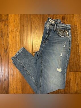 Stud-Trim Light Blue Skinny Jeans for Women